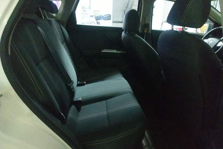 Used Dongfeng Aeolus AX3 2016 1.5L Automatic Shangkue Model Right Rear Seat