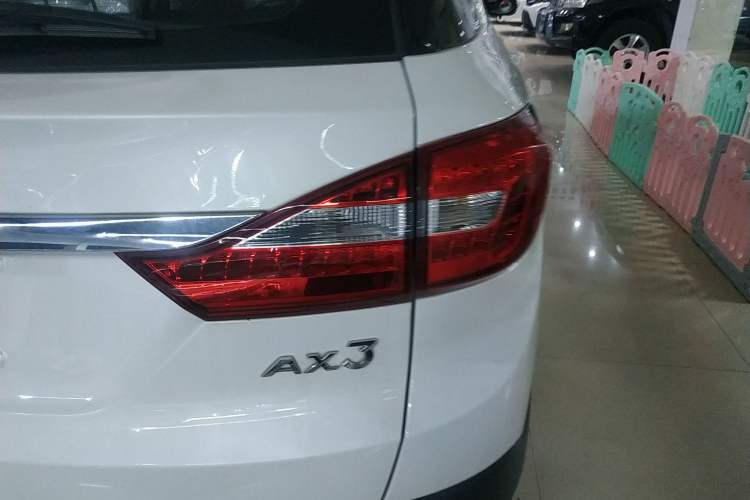 Used Dongfeng Aeolus AX3 2016 1.5L Automatic Shangkue Model Right Rear Taillight