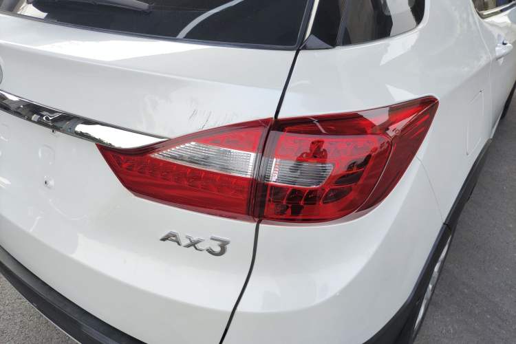 Used Dongfeng Aeolus AX3 2016 1.5L Manual Shangkue Model Right Rear Taillight