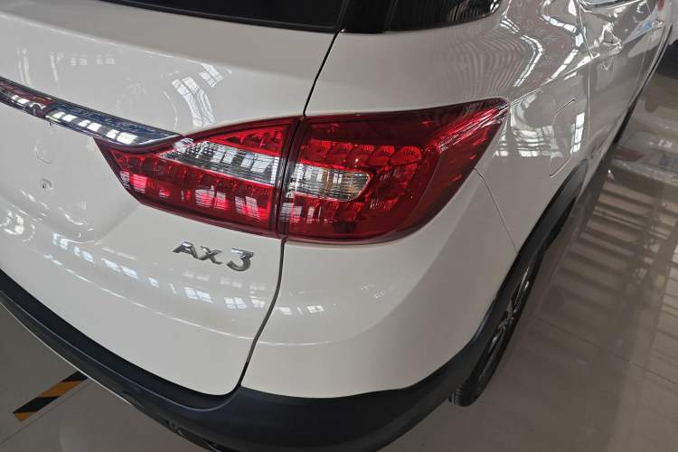 Used Dongfeng Aeolus AX3 2016 1.5L Automatic Zunku Model Right Rear Taillight