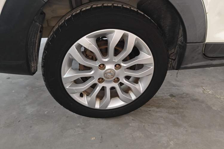 Used Dongfeng Aeolus AX3 2016 1.5L Manual Shangkue Model Right Rear Wheel Hub