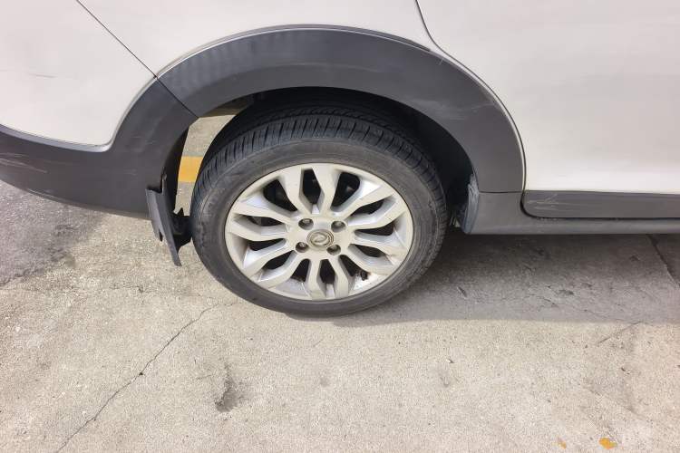 Used Dongfeng Aeolus AX3 2016 1.5L Automatic Shangkue Model Right Rear Wheel Hub