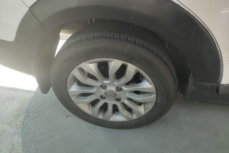 Used Dongfeng Aeolus AX3 2016 1.5L Manual ZhiKu Model Right Rear Wheel Hub