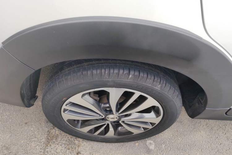 Used Dongfeng Aeolus AX3 2016 1.5L Automatic Zunku Model Right Rear Wheel Hub