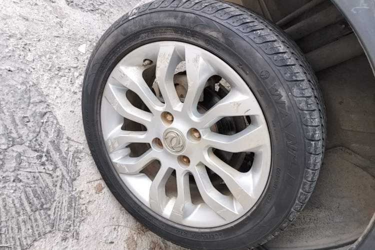 Used Dongfeng Aeolus AX3 2016 1.5L Automatic Shangkue Model Right Rear Wheel Hub
