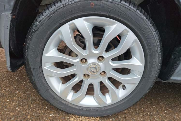 Used Dongfeng Aeolus AX3 2016 1.5L Automatic Shangkue Model Right Rear Wheel Hub