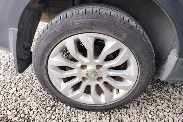 Used Dongfeng Aeolus AX3 2016 1.5L Automatic Shangkue Model Right Rear Wheel Hub