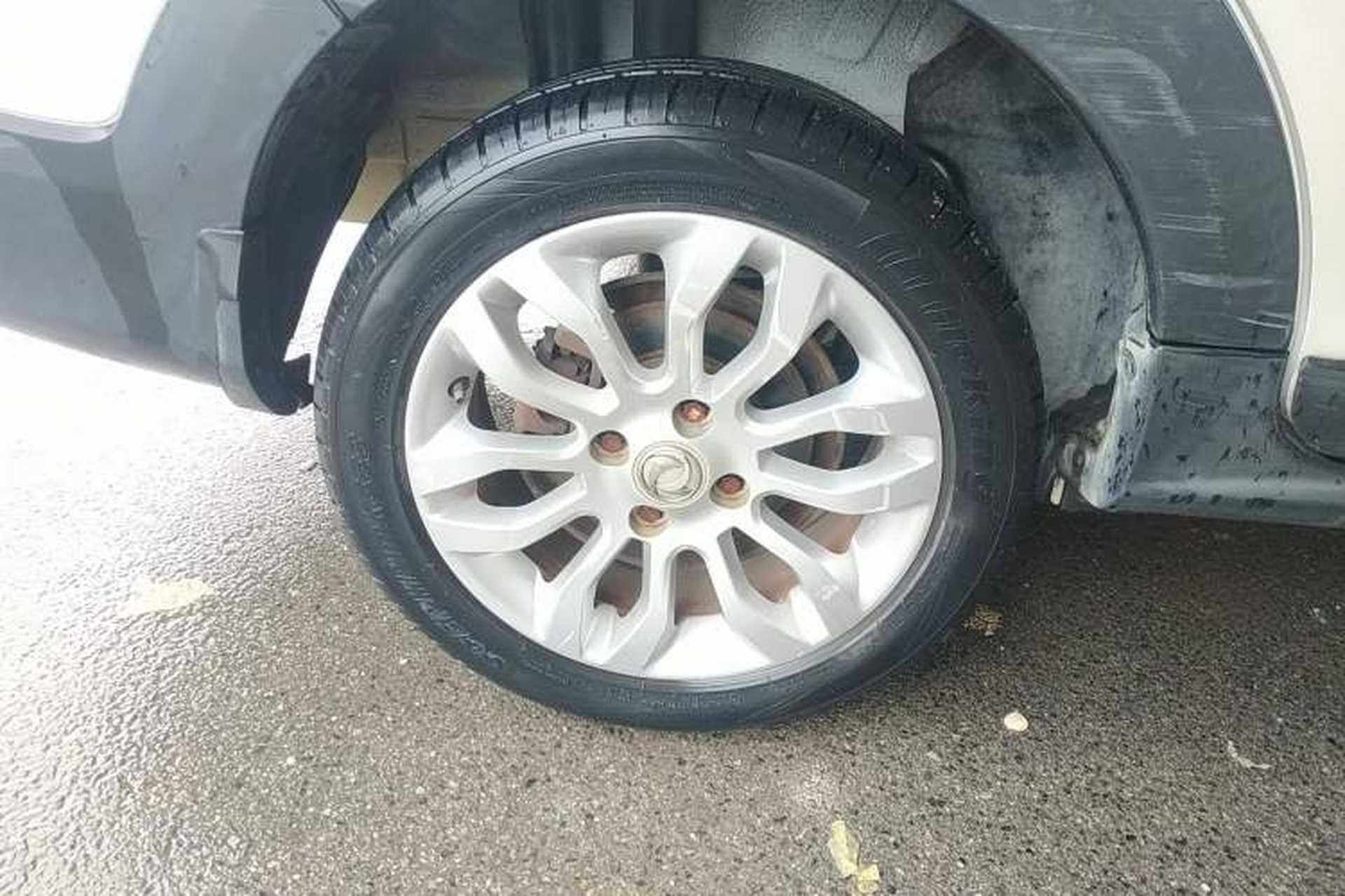 Used Dongfeng Aeolus AX3 2016 1.5L Automatic Shangkue Model Right Rear Wheel Hub