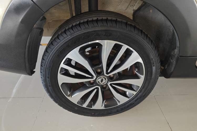 Used Dongfeng Aeolus AX3 2016 1.5L Automatic Zunku Model Right Rear Wheel Hub