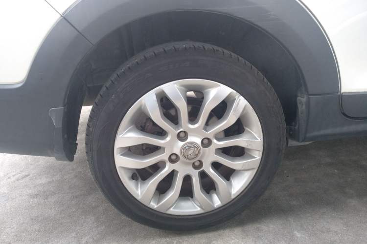 Used Dongfeng Aeolus AX3 2016 1.5L Automatic Shangkue Model Right Rear Wheel Hub