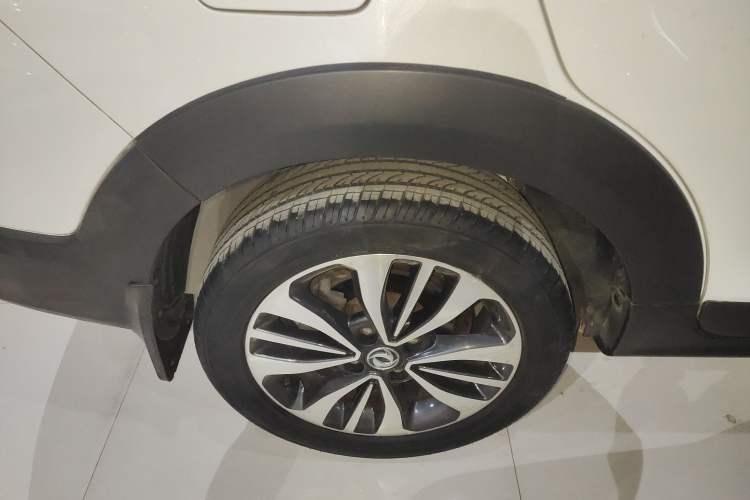 Used Dongfeng Aeolus AX3 2016 1.5L Automatic Zunku Model Right Rear Wheel Hub