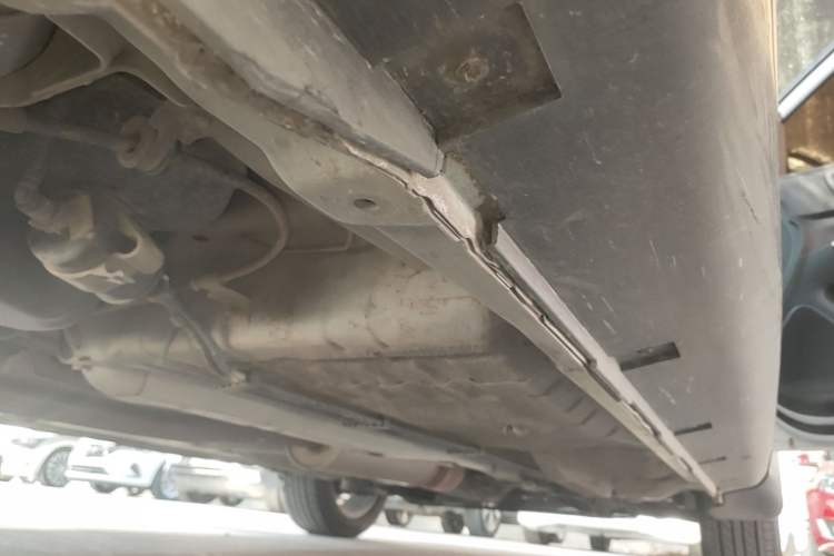 Used Dongfeng Aeolus AX3 2016 1.5L Manual ZhiKu Model Right Side Sill
