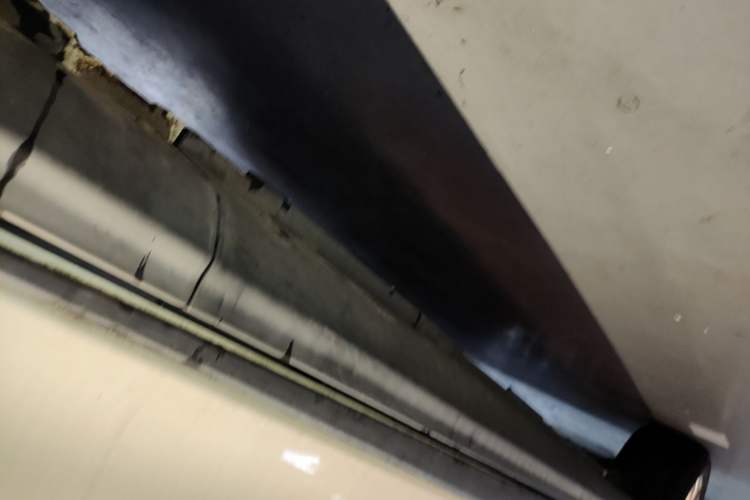 Used Dongfeng Aeolus AX3 2016 1.5L Automatic Shangkue Model Right Side Sill