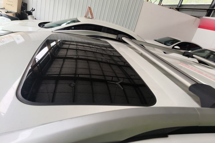 Used Dongfeng Aeolus AX3 2016 1.5L Manual ZhiKu Model Roof