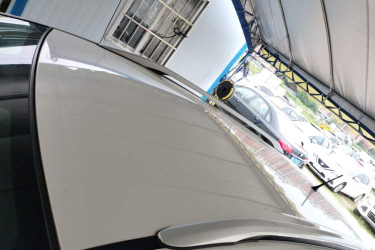 Used Dongfeng Aeolus AX3 2016 1.5L Automatic Shangkue Model Roof