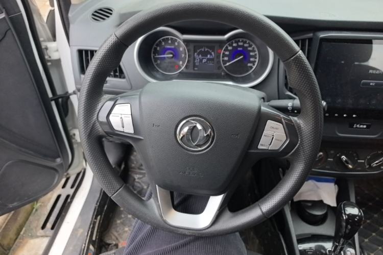 Used Dongfeng Aeolus AX3 2016 1.5L Automatic Shangkue Model Steering Wheel