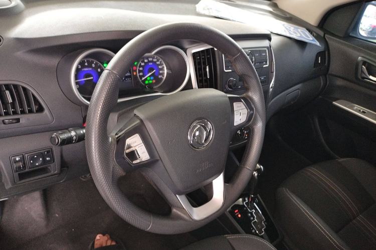 Used Dongfeng Aeolus AX3 2016 1.5L Automatic Shangkue Model Steering Wheel