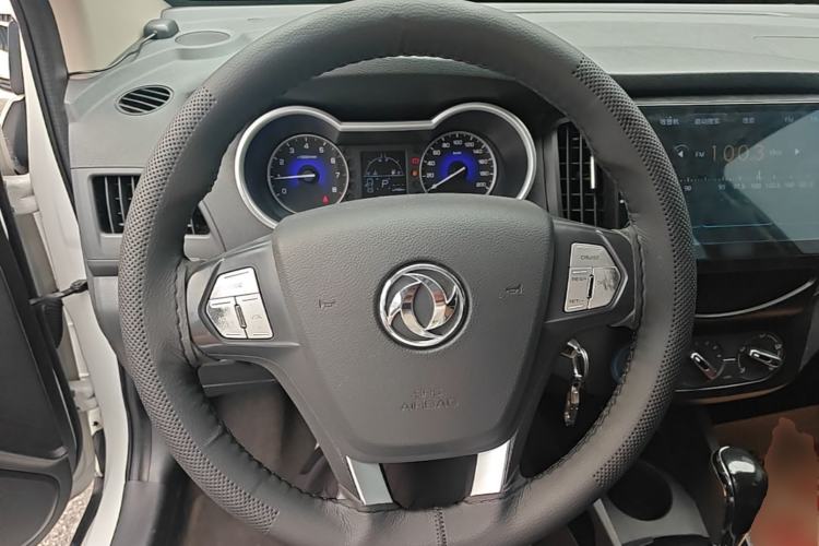 Used Dongfeng Aeolus AX3 2016 1.5L Automatic Shangkue Model Steering Wheel