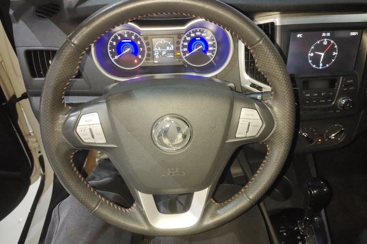 Used Dongfeng Aeolus AX3 2016 1.5L Automatic Zunku Model Steering Wheel