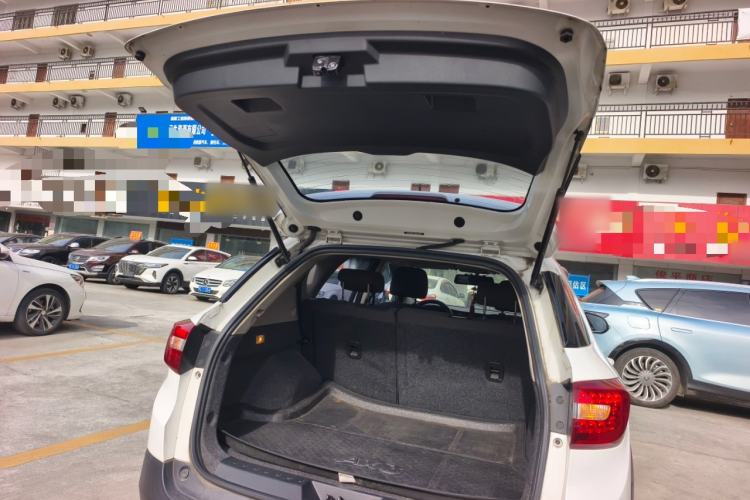 Used Dongfeng Aeolus AX3 2016 1.5L Automatic Shangkue Model Trunk