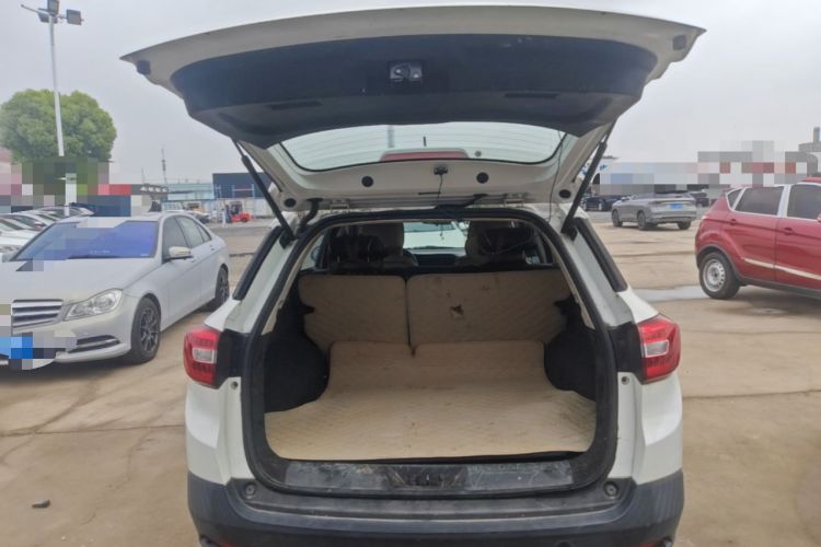 Used Dongfeng Aeolus AX3 2016 1.5L Manual Shangkue Model Trunk