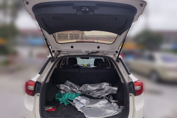 Used Dongfeng Aeolus AX3 2016 1.5L Manual ZhiKu Model Trunk