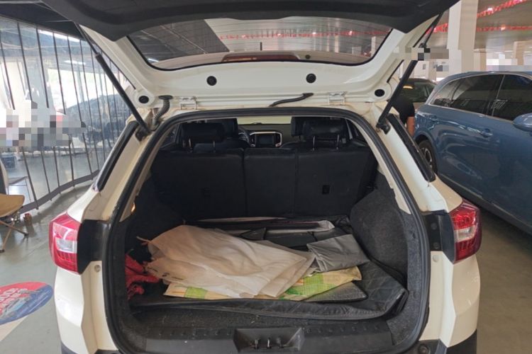 Used Dongfeng Aeolus AX3 2016 1.5L Automatic Shangkue Model Trunk
