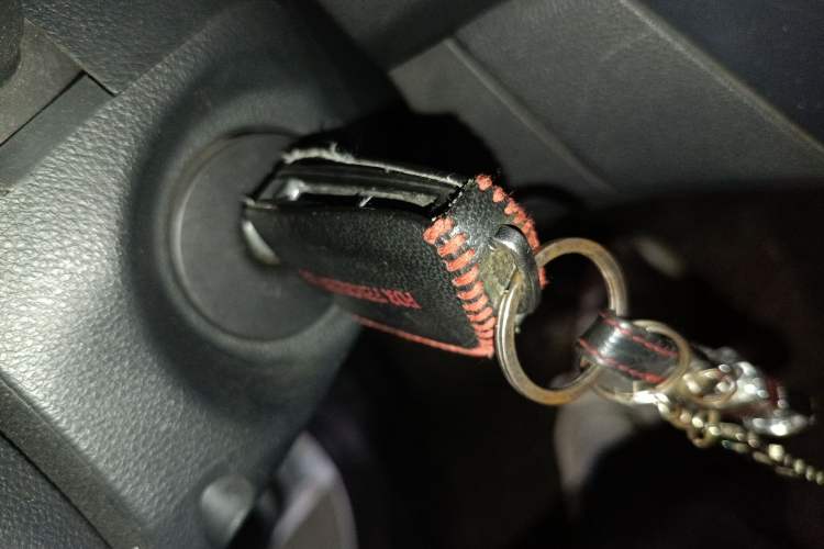 Used Dongfeng Aeolus AX3 2016 1.5L Automatic ZhiKu Model Vehicle Key