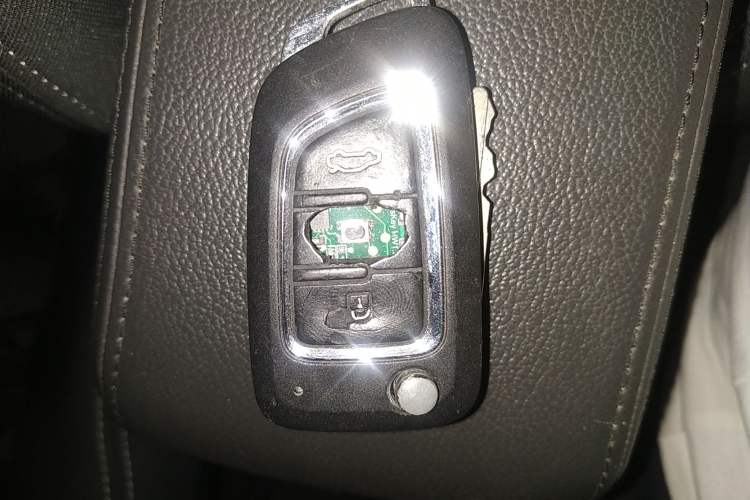 Used Dongfeng Aeolus AX3 2016 1.5L Automatic Shangkue Model Vehicle Key