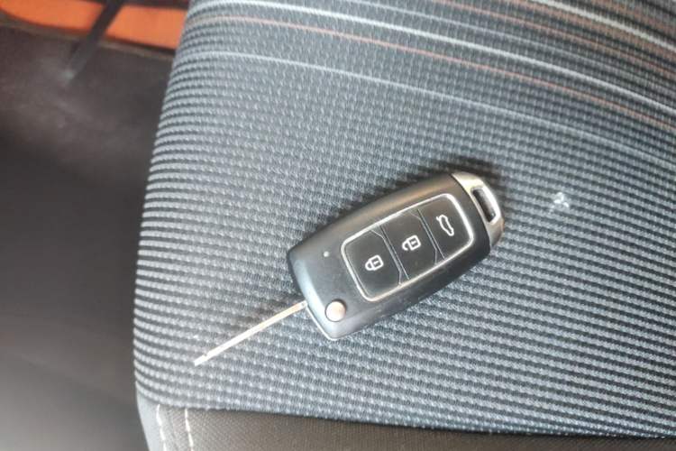 Used Dongfeng Aeolus AX3 2016 1.5L Manual ZhiKu Model Vehicle Key