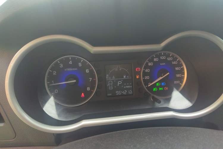 Used Dongfeng Aeolus AX3 2017 Leading Edition 1.5L Automatic Shangkue Model Instrument Cluster