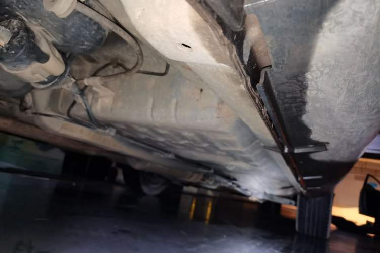 Used Dongfeng Aeolus AX3 2017 Leading Edition 1.5L Manual Shangkui Model Chassis Rear Right
