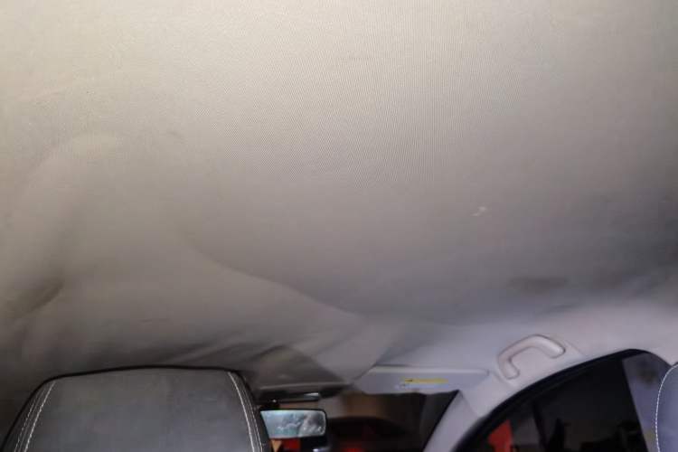 Used Dongfeng Aeolus AX3 2017 Leading Edition 1.5L Manual Shangkui Model Headliner