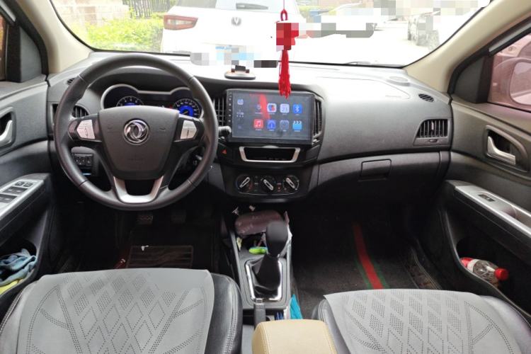 Used Dongfeng Aeolus AX3 2017 Leading Edition 1.5L Manual Shangkui Model Center Console