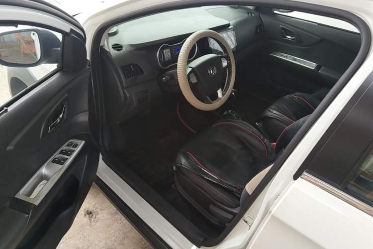 Used Dongfeng Aeolus AX3 2017 Leading Edition 1.5L Automatic Shangkue Model Driver Seat