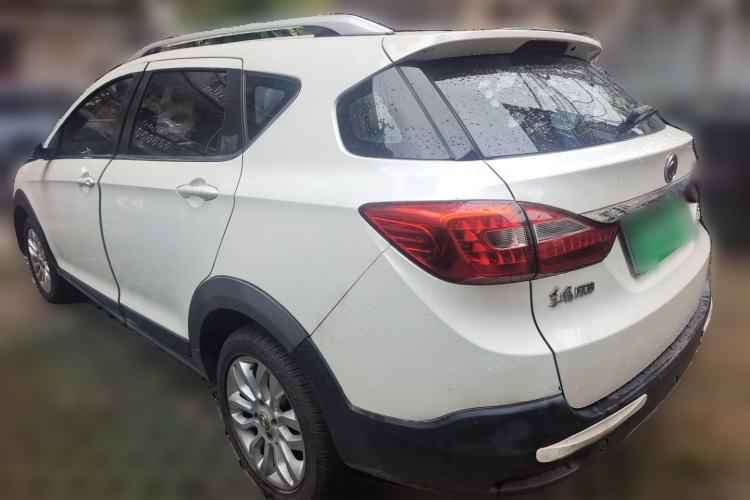 Used Dongfeng Aeolus AX3 2017 Leading Edition 1.5L Manual Shangkui Model Exterior 3