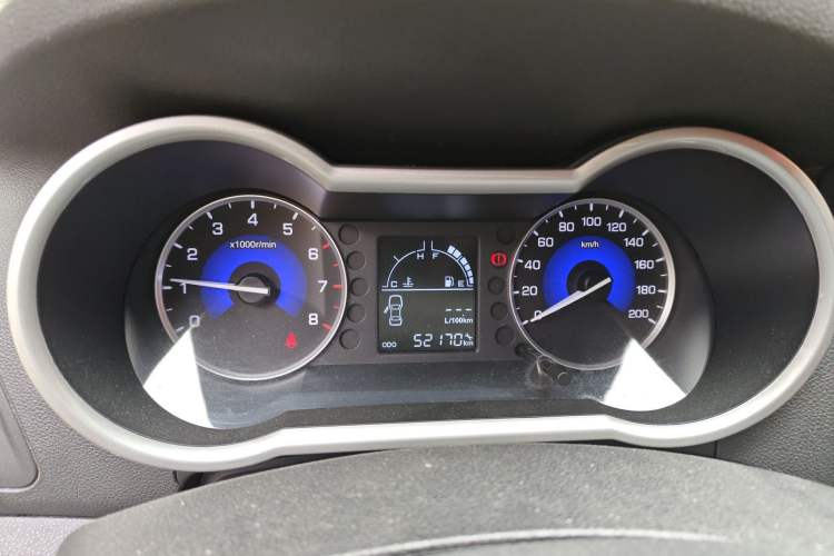 Used Dongfeng Aeolus AX3 2017 Leading Edition 1.5L Manual Shangkui Model Instrument Cluster
