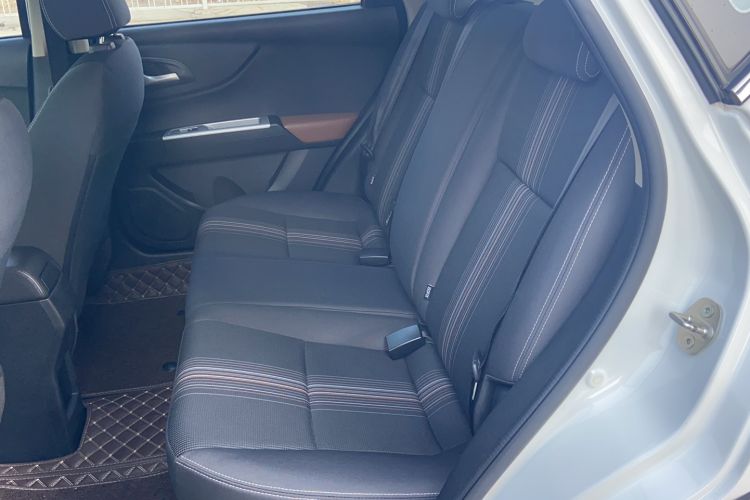 Used Dongfeng Aeolus AX3 2017 Leading Edition 1.5L Manual Shangkui Model Interior 1
