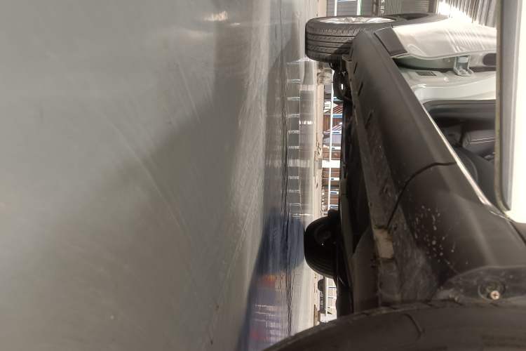 Used Dongfeng Aeolus AX3 2017 Leading Edition 1.5L Automatic Shangkue Model Right Side Sill