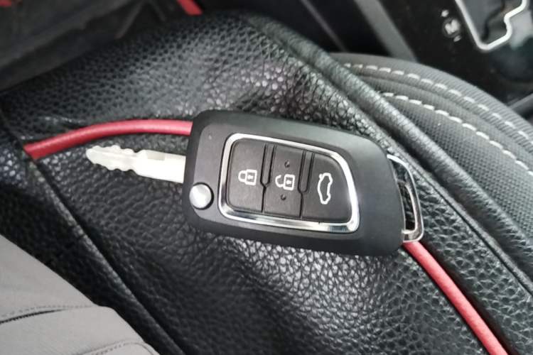 Used Dongfeng Aeolus AX3 2017 Leading Edition 1.5L Automatic Shangkue Model Vehicle Key