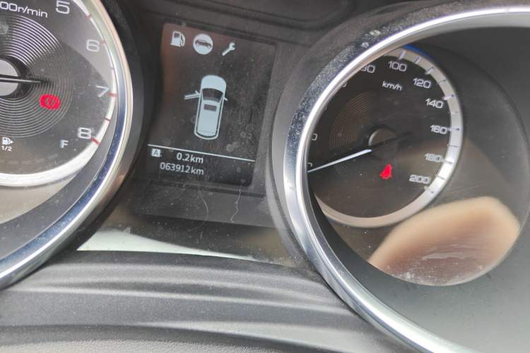 Used Dongfeng Aeolus AX3 2019 1.6L Manual Jingxiang Edition Odometer Close Up