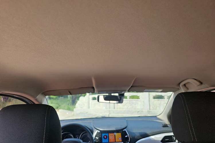 Used Dongfeng Aeolus AX3 2019 1.6L Manual Enjoyment Edition Headliner
