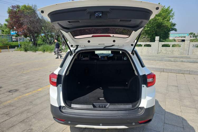 Used Dongfeng Aeolus AX3 2019 1.6L Manual Enjoyment Edition Trunk