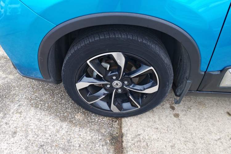 Used Dongfeng Aeolus AX4 2017 1.6L Manual ChaoShang Model Left Front Wheel Hub