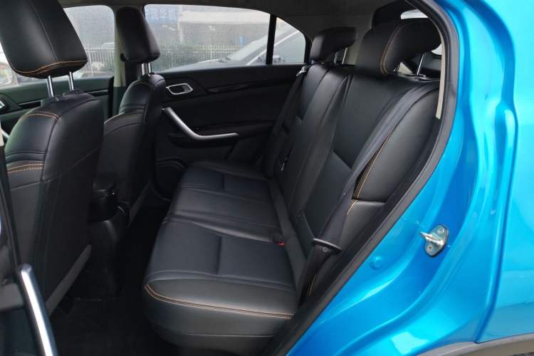 Used Dongfeng Aeolus AX4 2017 1.6L Manual ChaoShang Model Left Rear Seat