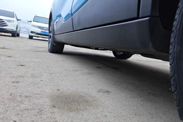 Used Dongfeng Aeolus AX4 2017 1.6L Manual ChaoShang Model Left Side Sill