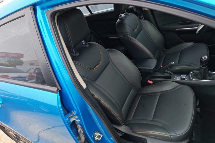 Used Dongfeng Aeolus AX4 2017 1.6L Manual ChaoShang Model Right Front Seat