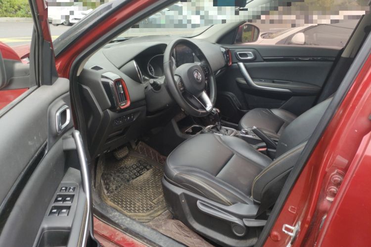 Used Dongfeng Aeolus AX4 2017 1.6L DCT Trendy Style Interior 3