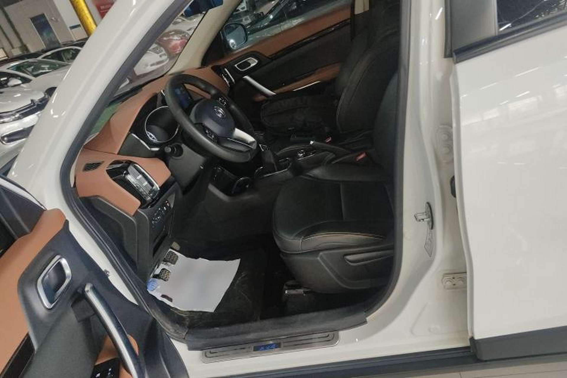 Used Dongfeng Aeolus AX4 2017 1.6L Manual ChaoShang Model Left Front Seat