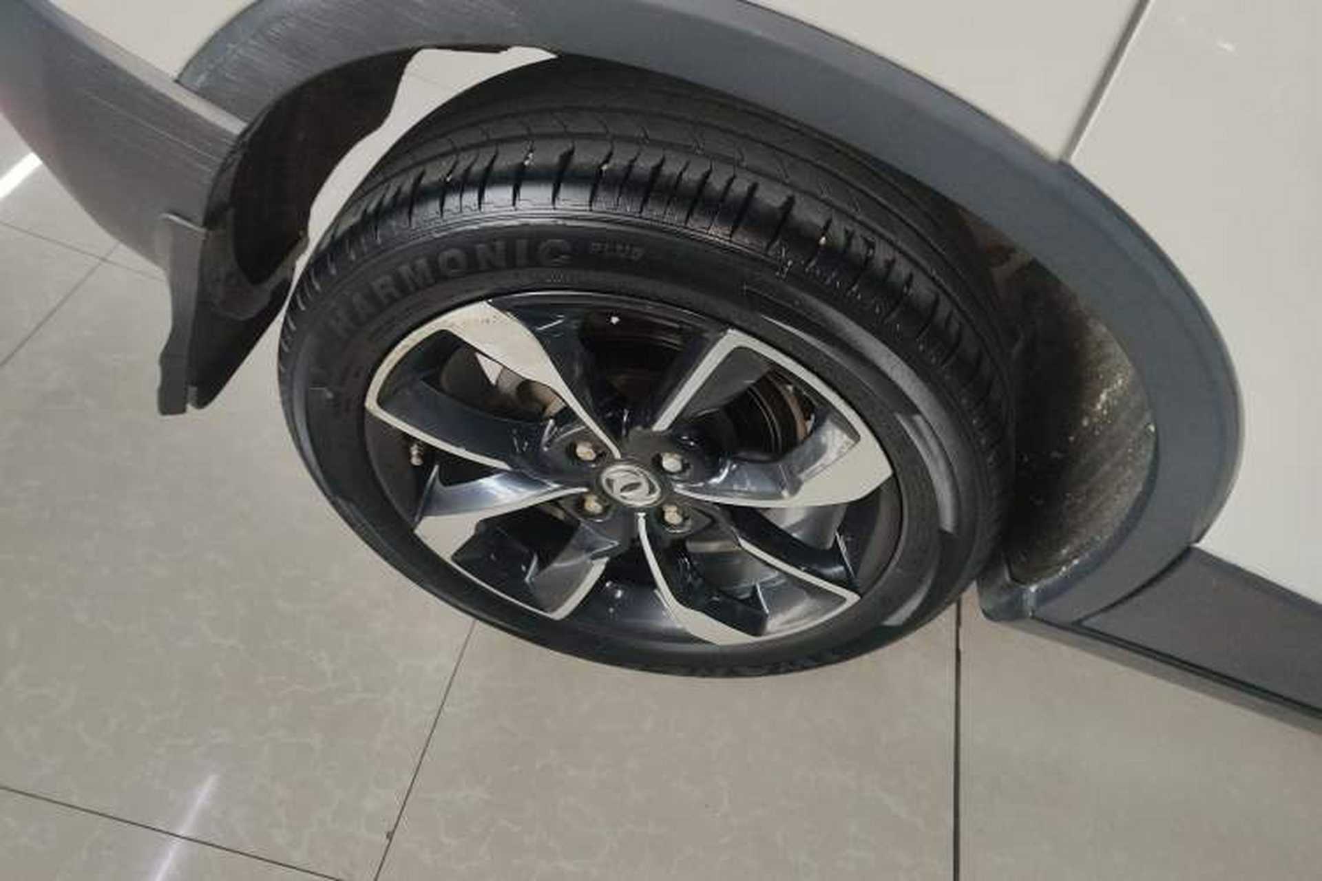 Used Dongfeng Aeolus AX4 2017 1.6L Manual ChaoShang Model Right Rear Wheel Hub